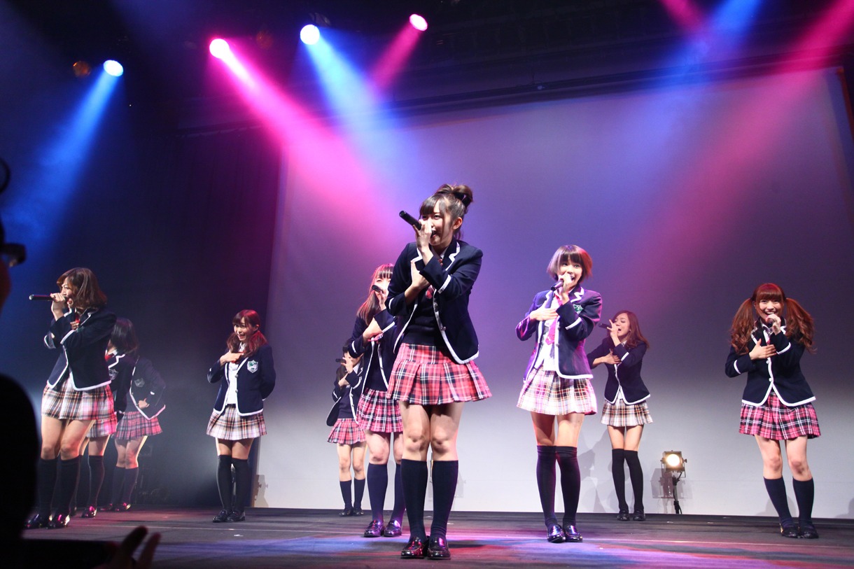 LinQ新木さくら生誕公演「SAKURA満開宣言!!」の様子。