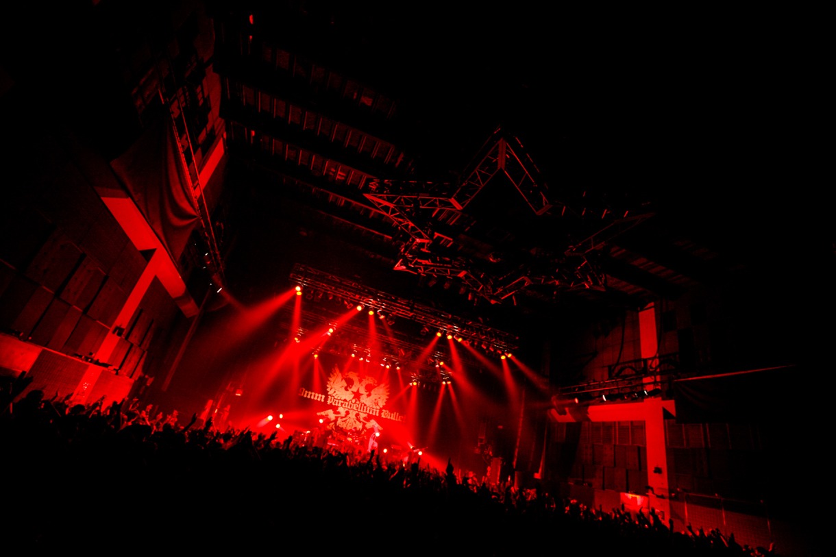 11月15日に神奈川・CLUB CITTA'で行われた9mm Parabellum Bullet「Next Bullet Marks Tour 2014」の様子。 （撮影：西槇太一）