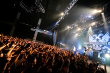 11月15日に神奈川・CLUB CITTA'で行われた9mm Parabellum Bullet「Next Bullet Marks Tour 2014」の様子。 （撮影：西槇太一）