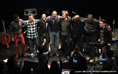 ネイザン・イースト来日公演の様子。