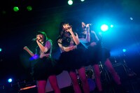 「Party Rockets ワンマンライブ～FULL THROTTLE～」の様子。