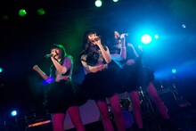 「Party Rockets ワンマンライブ～FULL THROTTLE～」の様子。