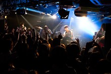 パスピエ「パスピエ TOUR 2014 "幕の外ISM"」下北沢GARAGE公演の様子。