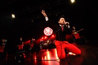 在日ファンク「『笑うな』発売記念ツアー」東京・EX THEATER ROPPONGI公演の様子。（Photo by AZUSA TAKADA）