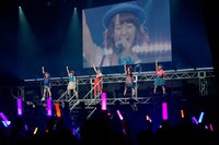 THE ポッシボー「祝 THE ポッシボーJapanツアー2014 ～8年かかりましたわ～」の様子。