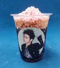 ディッピンドッツ・アイスクリームで販売される「『White tree』フロート」の「明希」フレーバー。