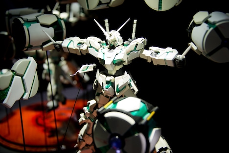 鈴木英哉（Mr.Children）のガンプラ作品。