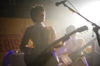 牛尾健太（G, Cho / おとぎ話）（撮影：埼玉泰史）