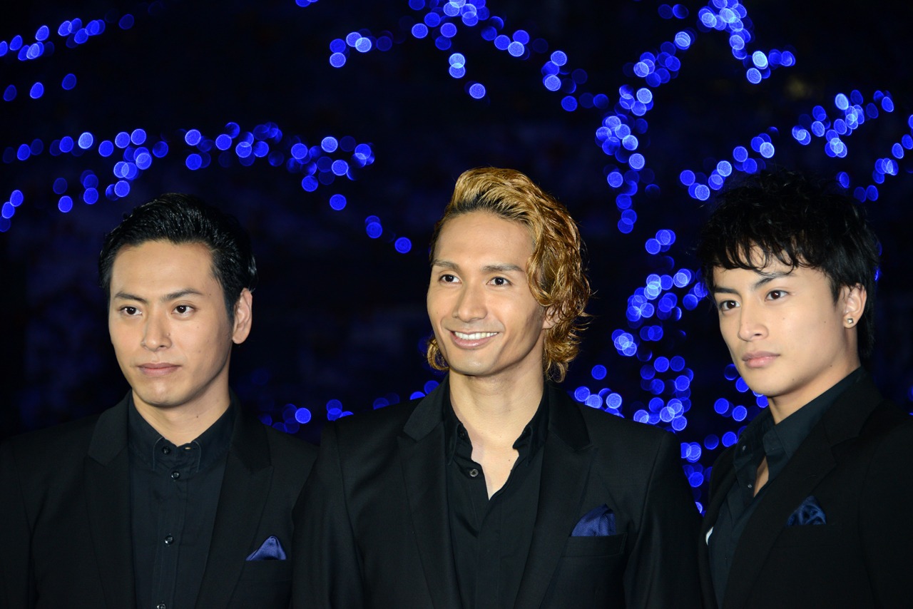 左から山下健二郎（三代目 J Soul Brothers）、橘ケンチ（EXILE）、白濱亜嵐（EXILE / GENERATIONS from EXILE TRIBE）。