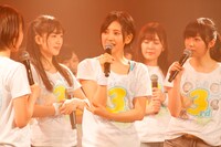 映画「DOCUMENTARY of HKT48」（仮題）全国公開の知らせに驚くHKT48メンバー。(c)AKS