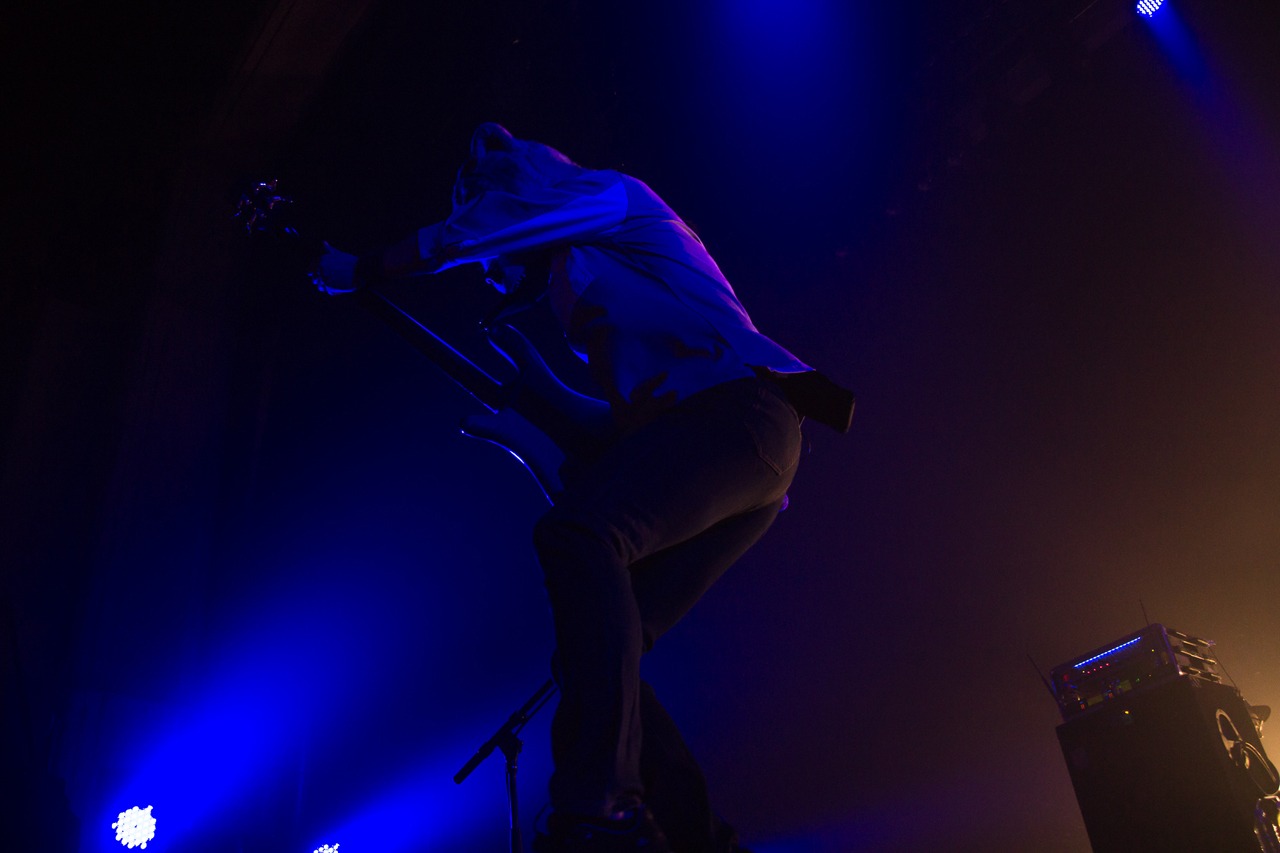 MAN WITH A MISSION「PLAY WHAT U WANT TOUR 2014」愛媛・松山市総合コミュニティセンター公演公演の様子。