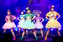 たこやきレインボー「なにわンダーランド2014＠日本青年館」の様子。