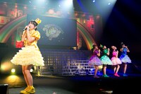 たこやきレインボー「なにわンダーランド2014＠日本青年館」の様子。