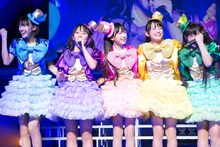 たこやきレインボー「なにわンダーランド2014＠日本青年館」の様子。