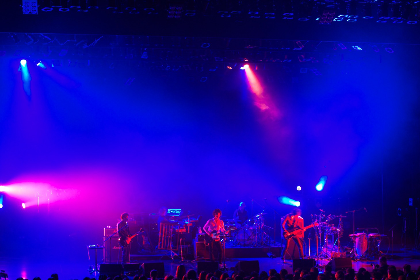 GRAPEVINE「club circuit 2014」東京・EX THEATER ROPPONGI公演の様子。（撮影：森本洋輔）