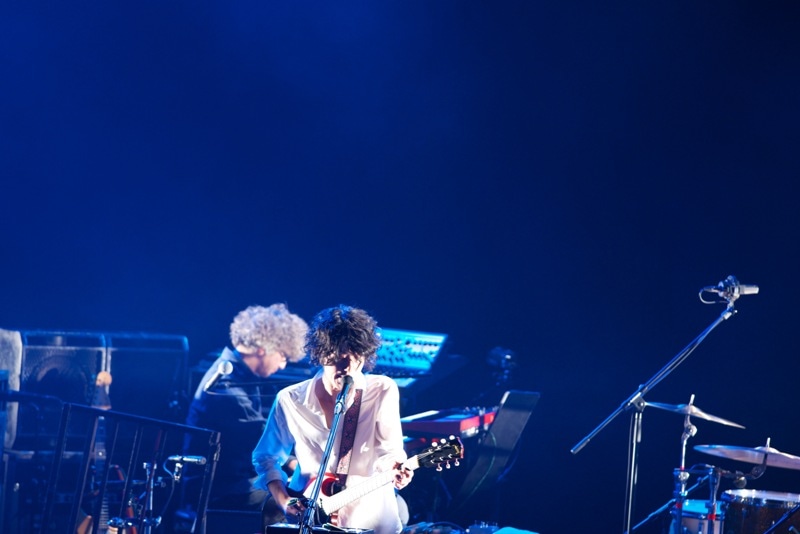 GRAPEVINE「club circuit 2014」東京・EX THEATER ROPPONGI公演の様子。（撮影：森本洋輔）
