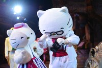 サンリオピューロランドのパレード「ARIGATO EVERYONE!」の様子。(c) 2014 SANRIO CO.,LTD.