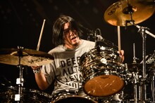 松本誠治（Dr）（Photo by azusa takada）