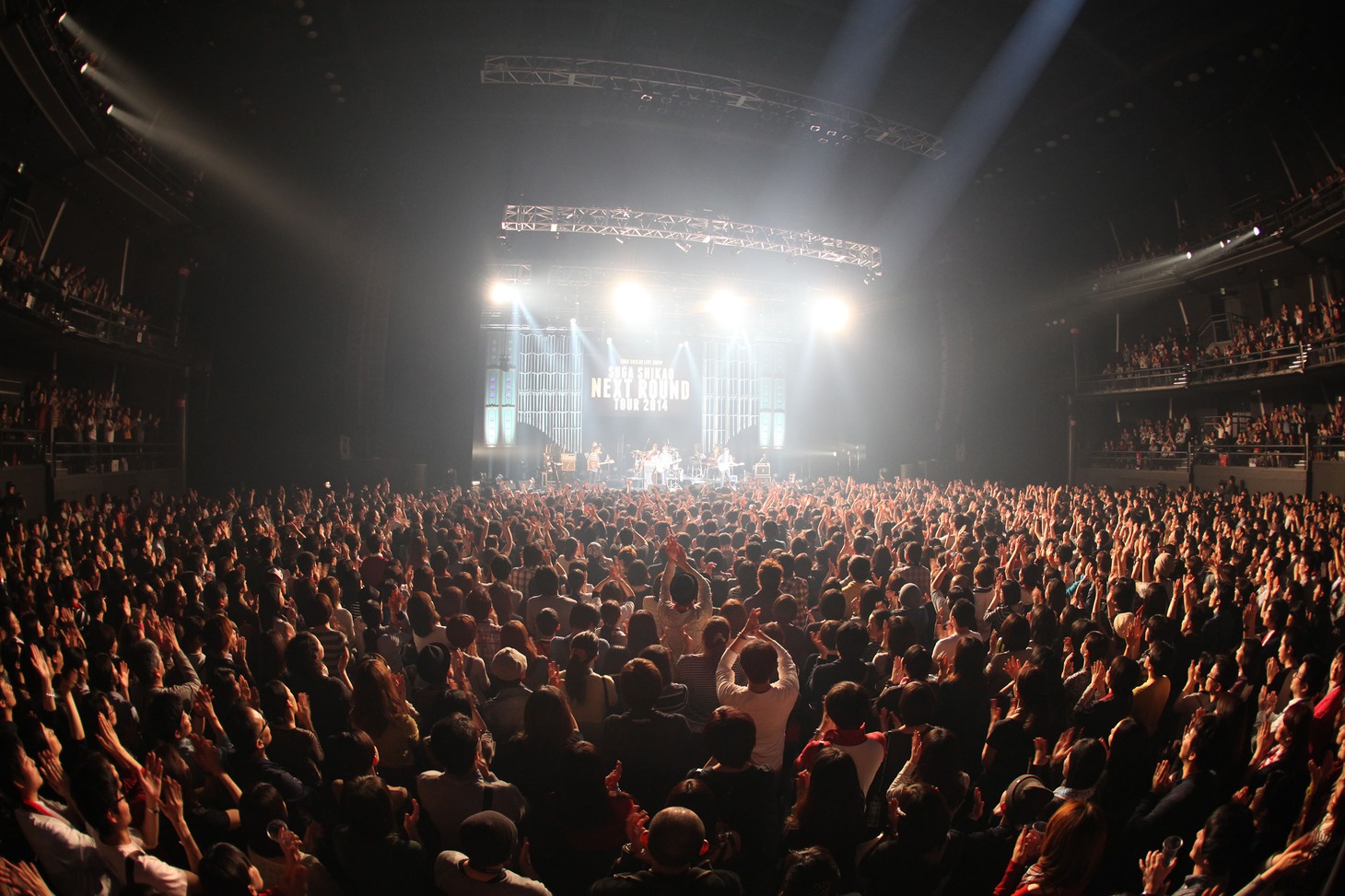 スガシカオ「Suga Shikao ～Next Round Tour 2014～」東京・TOKYO DOME CITY HALL公演の様子。(Photo by Riei Nakagawara)