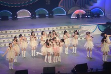 「アイドリング!!!14thLIVE 井の中のアイドリング!!! 大海でバタアシング!!! ～菊地亜美アイドル卒業までのカウントダウン～」の様子。