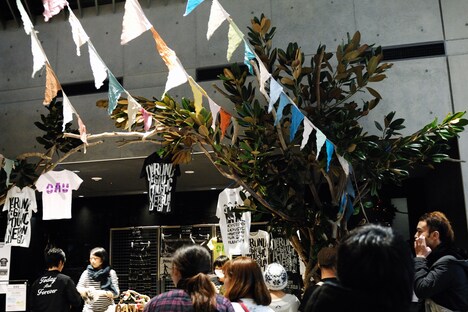 OVERGROUND ACOUSTIC UNDERGROUND「TOUR 2014 - FOLLOW THE DREAM - TOUR FINAL」の様子。