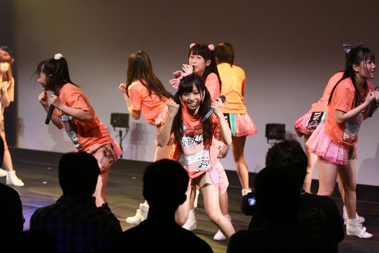「LinQ Qty Hyper Live 2014」の様子。
