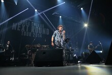 スガシカオ「Suga Shikao ～Next Round Tour 2014～」東京・TOKYO DOME CITY HALL公演の様子。(Photo by Riei Nakagawara)