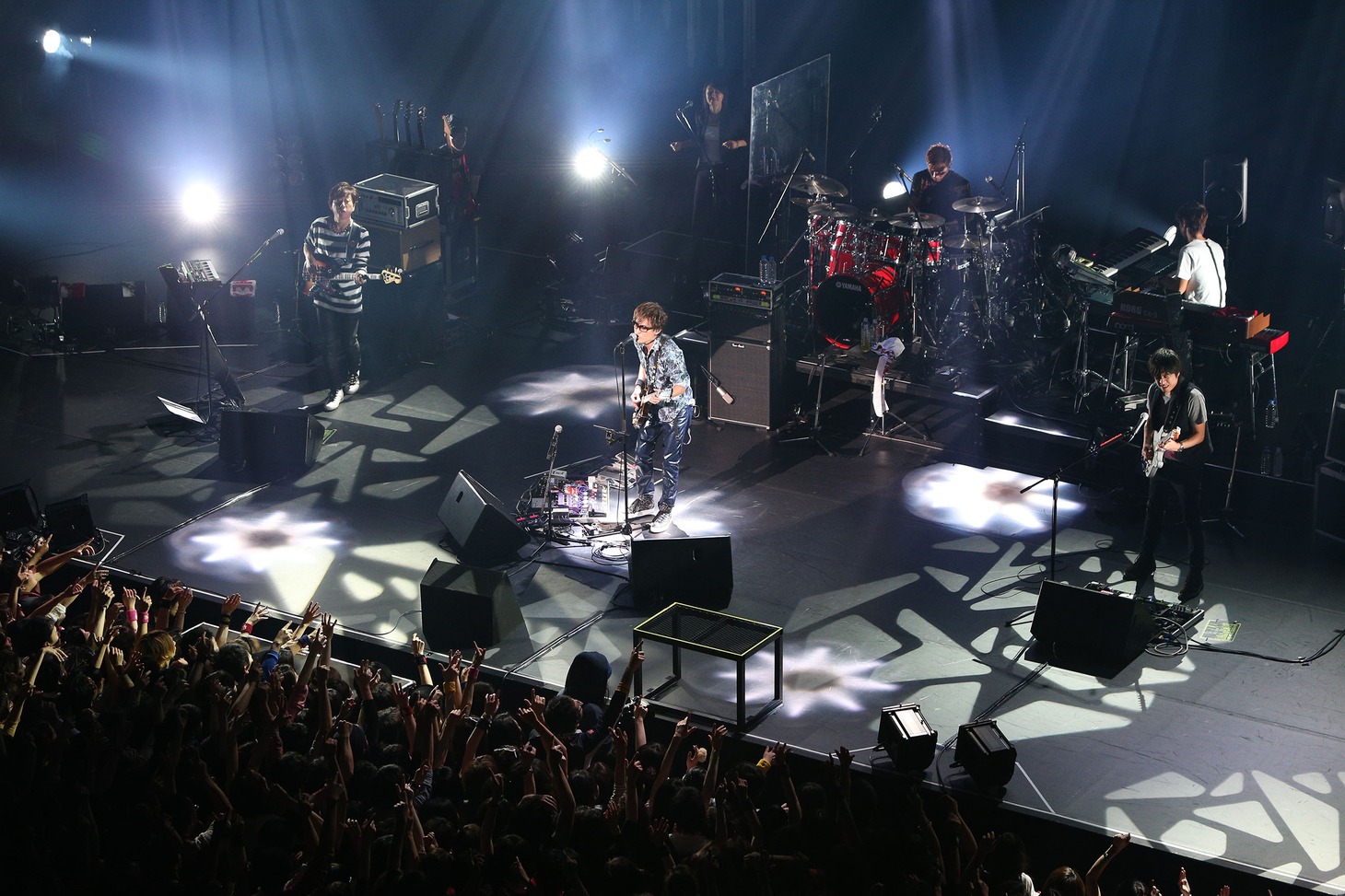 スガシカオ「Suga Shikao ～Next Round Tour 2014～」東京・TOKYO DOME CITY HALL公演の様子。(Photo by Riei Nakagawara)