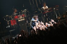 スガシカオ「Suga Shikao ～Next Round Tour 2014～」東京・TOKYO DOME CITY HALL公演の様子。(Photo by Riei Nakagawara)