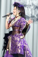 茅原実里「animeloLIVE! Presents Minori Chihara 10th Anniversary Live～SANCTUARY～ supported by JOYSOUND」の様子。