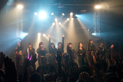 「LinQ Lady Super Live Tour 2014 Club Night in Tokyo」の様子。
