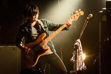 中原健仁（B / LAMP IN TERREN）（撮影：釘野孝宏）