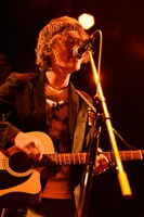 Syoma（Vo, G / shimmer）（撮影：釘野孝宏）