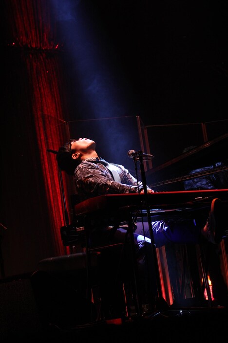 「さかいゆう 5th Anniversary SPECIAL LIVE」の様子。