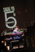 「さかいゆう 5th Anniversary SPECIAL LIVE」の様子。