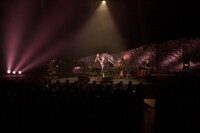 「手嶌葵コンサート2014」日本橋三井ホール公演の様子。