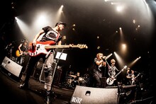 「J 2014 SPECIAL LIVE Akasaka BLITZ 5DAYS -LIKE A FIRE WHIRL-」3日目公演の様子。