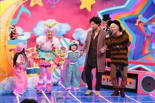 「どぅんつくぱ」に出演した吉田山田。 (c)フジテレビ