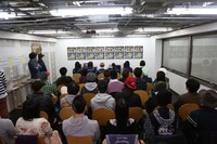 でんぱ組.inc「みんなで『でんぱーりーナイト』聴き比べ！ 試聴会 ～ウェルカム トゥ でんぱーりーナイト～」の様子。（撮影：チェリーマン）