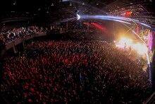 ROTTENGRAFFTY「15th Anniversary TOUR “ROTTENGRAFFTY”ONEMAN SERIES」東京・Zepp Tokyo公演の様子。（Photo by HayachiN）