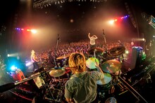ROTTENGRAFFTY「15th Anniversary TOUR “ROTTENGRAFFTY”ONEMAN SERIES」東京・Zepp Tokyo公演の様子。（Photo by HayachiN）