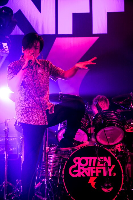 NOBUYA（Vo）（Photo by HayachiN）