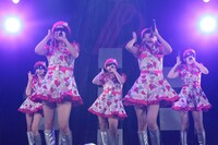 「東京パフォーマンスドール ZEPP TOUR 2014秋 ～DANCE SUMMIT“1×0”ver2.0～」の様子。