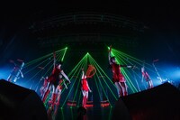 「東京パフォーマンスドール ZEPP TOUR 2014秋 ～DANCE SUMMIT“1×0”ver2.0～」の様子。