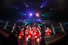 「東京パフォーマンスドール ZEPP TOUR 2014秋 ～DANCE SUMMIT“1×0”ver2.0～」の様子。