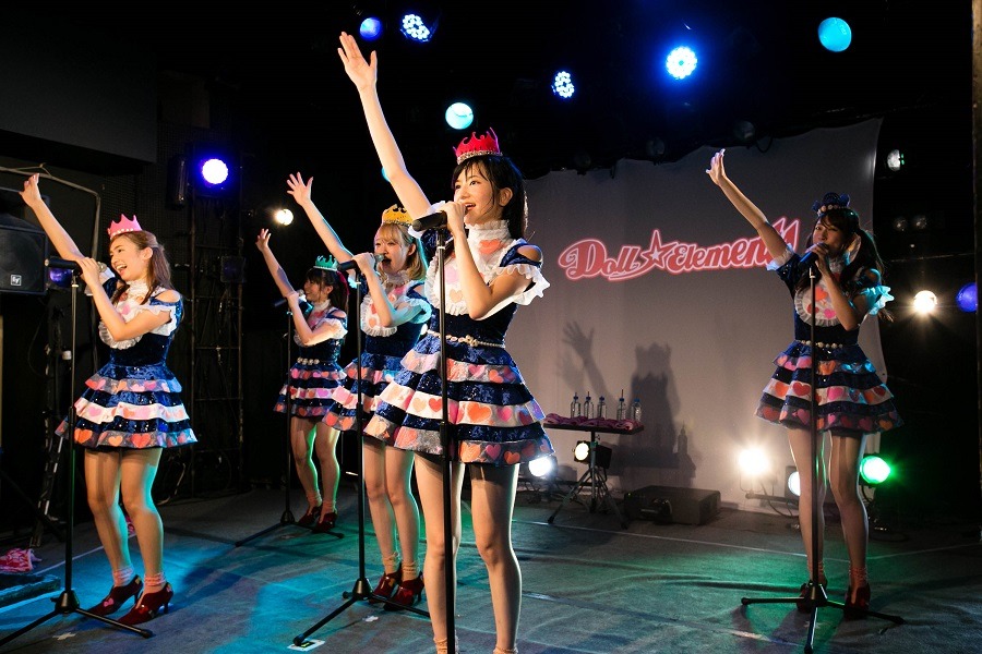 Doll☆Elementsの愛知・HeartLan STUDIO公演の様子。