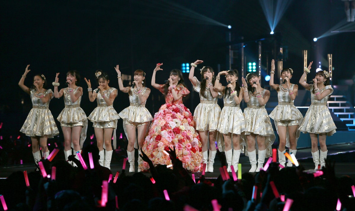 中古生写真(ハロプロ) モーニング娘。\u201914⁄石田亜佑美⁄上半身・衣装紫黒 モーニング娘。 道重さゆみ GIVE ME MORE LOVE 卒業記念