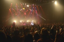 東京・TSUTAYA O-EAST公演での吉澤嘉代子。