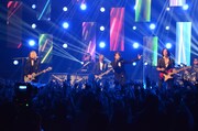 ライブコーナーで演奏を披露するGLAY。(c)日本テレビ
