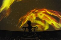 DE DE MOUSE「planet to planet -DE DE MOUSE in Planetarium-」北海道・サッポロスターライトドーム公演の様子。